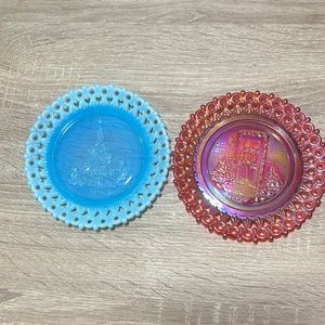 2 mosser glass collectibles plates 1983 and 1984 Christmas scenes. Vintage!